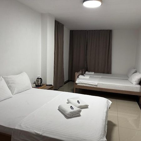 Hotel Majestic Струга Екстер'єр фото