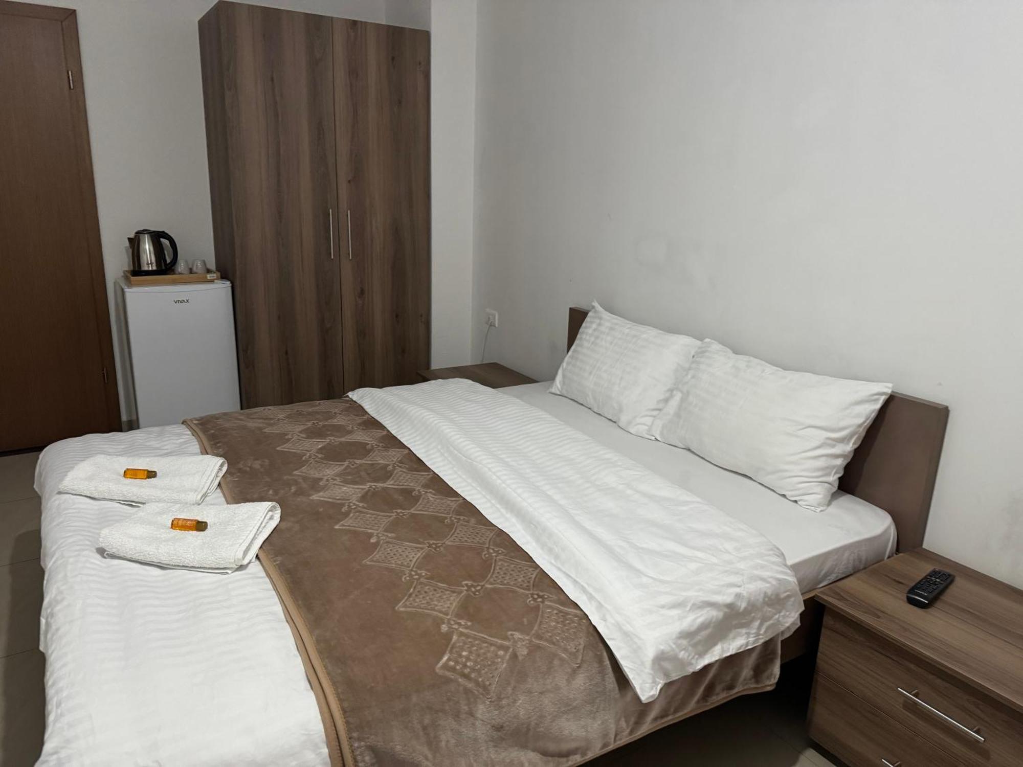 Hotel Majestic Струга Екстер'єр фото