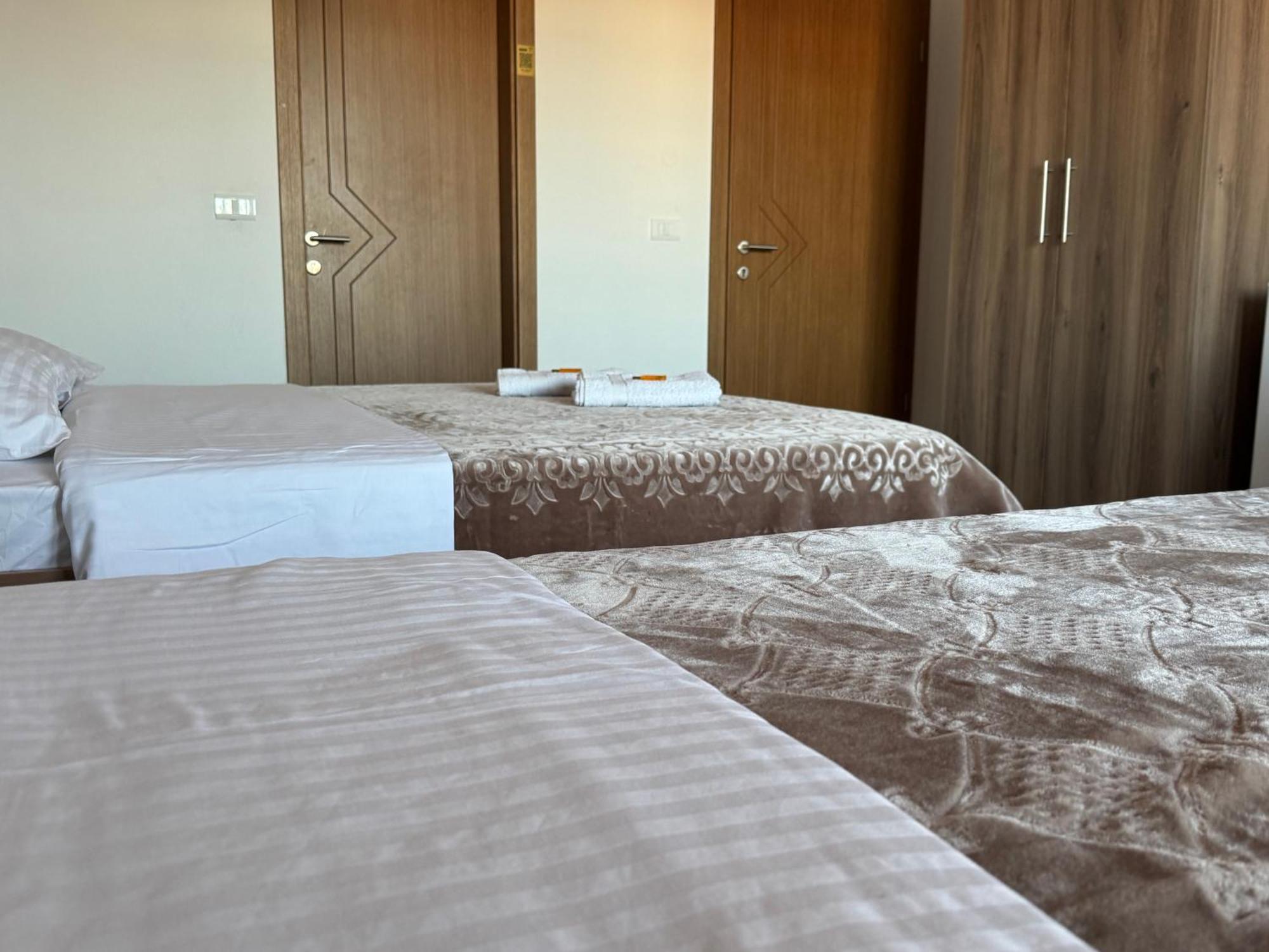 Hotel Majestic Струга Екстер'єр фото